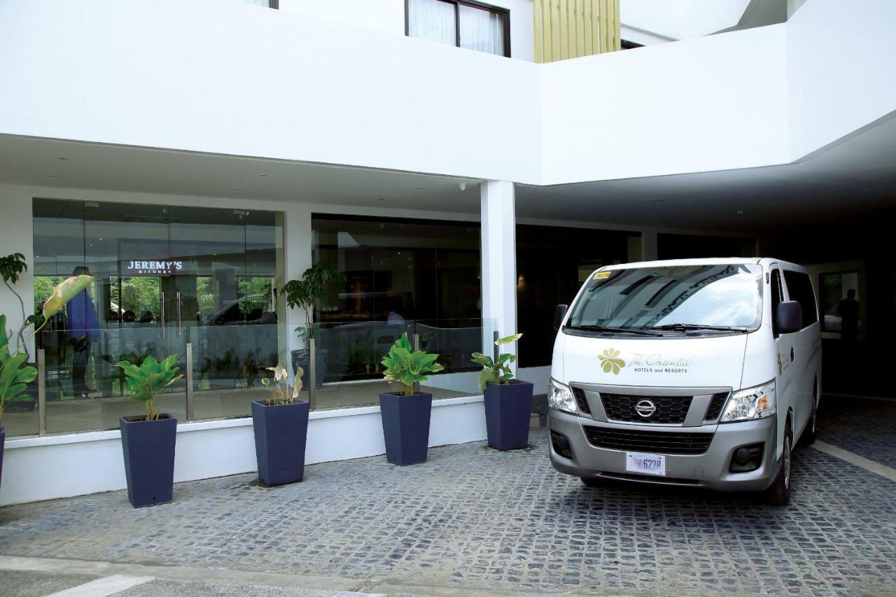 Proxy By The Oriental Albay Hotel Legazpi Exterior photo